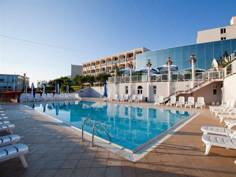 Hotel Istra Plava Laguna Пореч Экстерьер фото